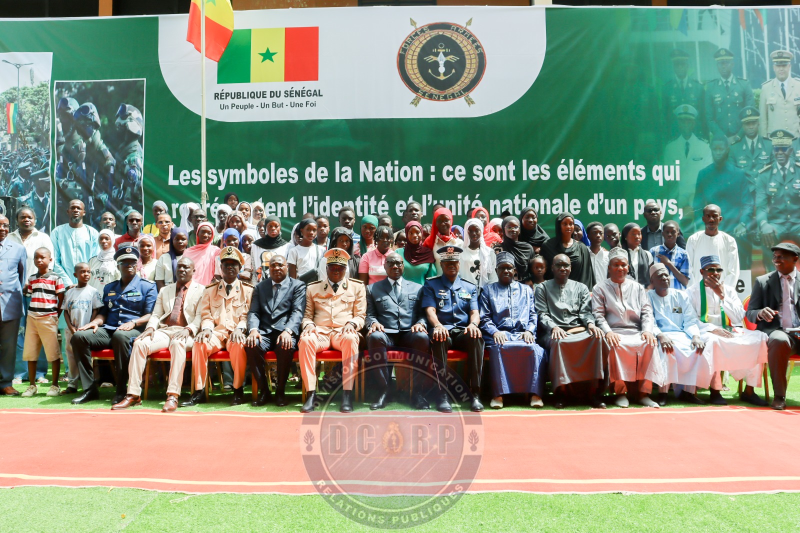 Mise en œuvre concept armée - nation rénové : le CEM Mamadou DIAW de Thiès hôte du ministre des forces armées et de la Gendarmerie nationale - Image 1